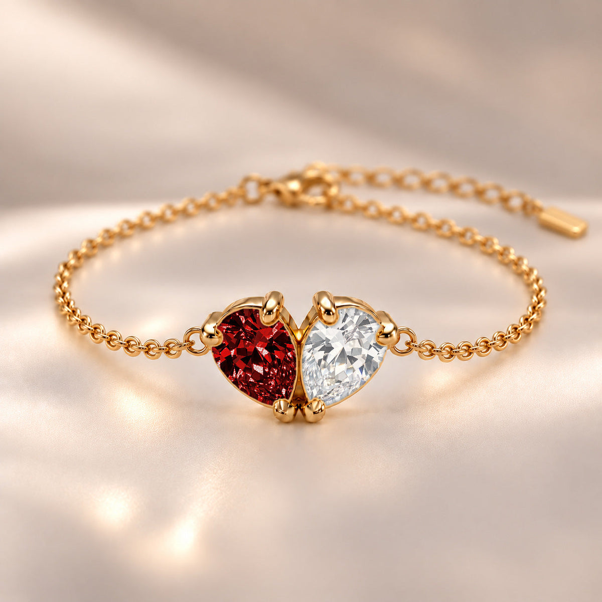 Demi Heart Bracelet - Gold Finish