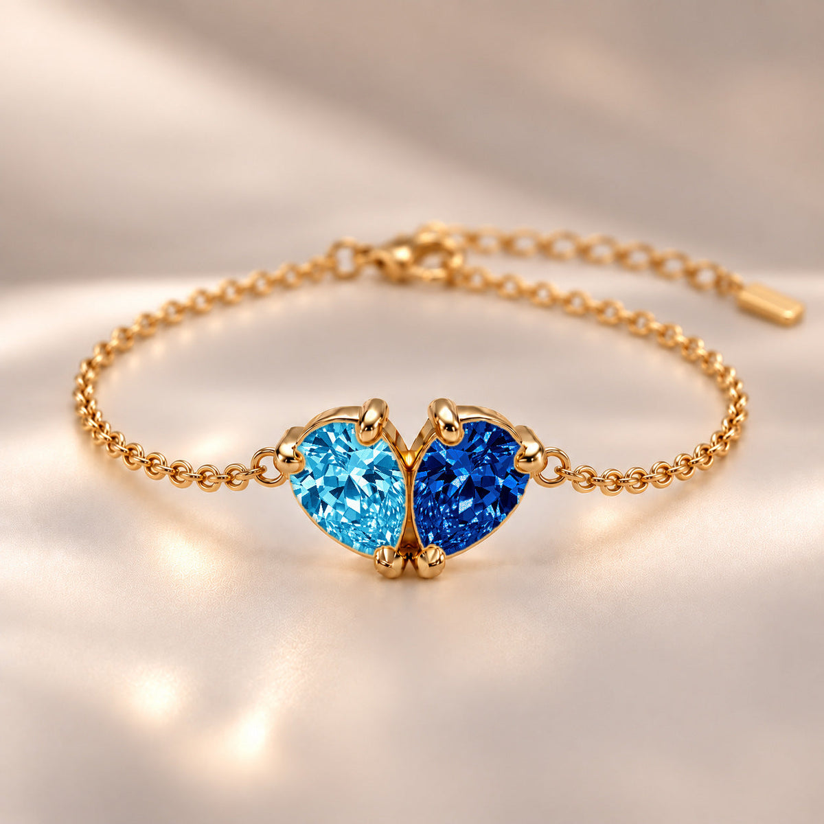 Demi Heart Bracelet - Gold Finish