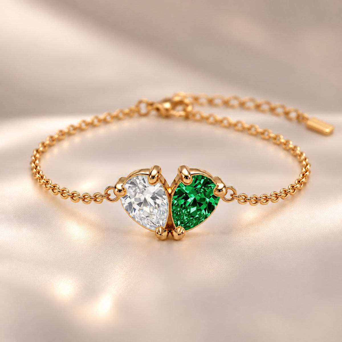 Demi Heart Bracelet - Gold Finish
