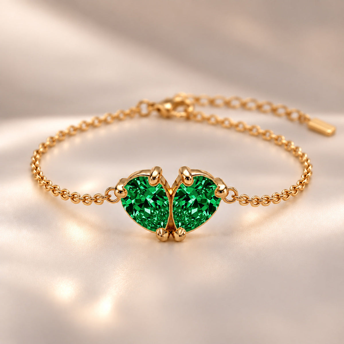Demi Heart Bracelet - Gold Finish