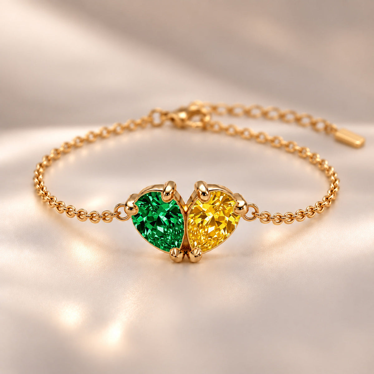 Demi Heart Bracelet - Gold Finish
