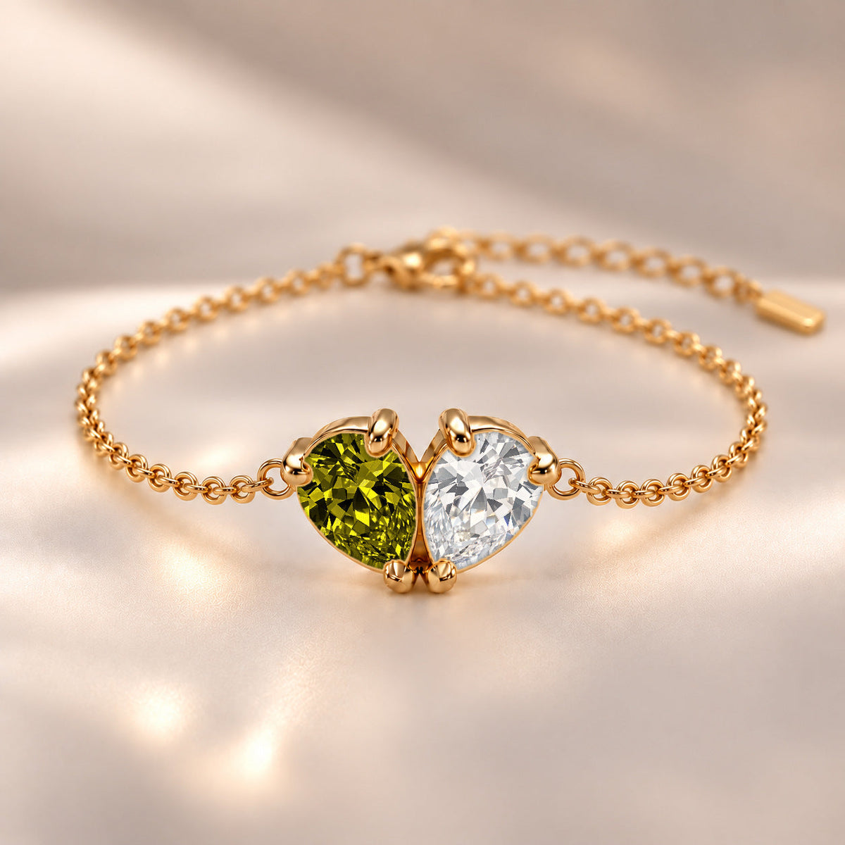 Demi Heart Bracelet - Gold Finish