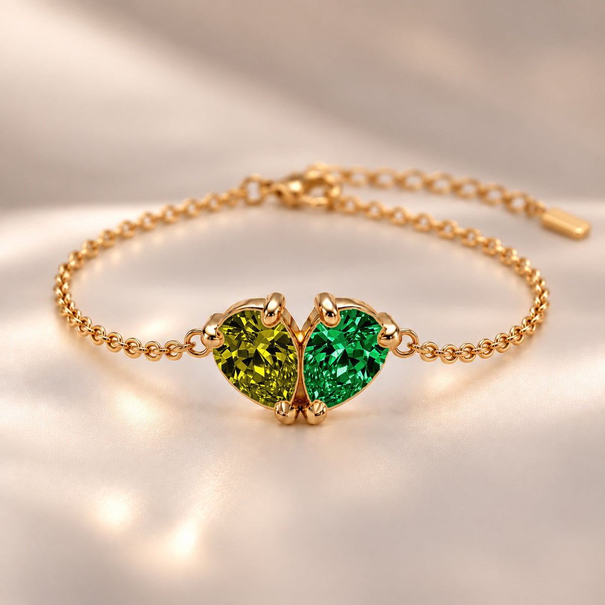 Demi Heart Bracelet - Gold Finish