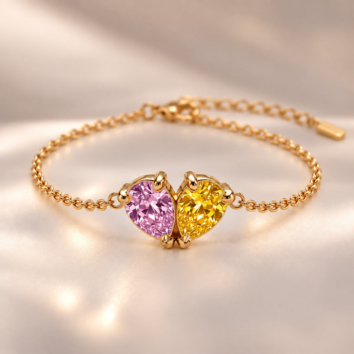 Demi Heart Bracelet - Gold Finish