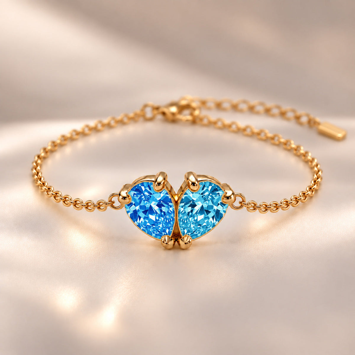 Demi Heart Bracelet - Gold Finish