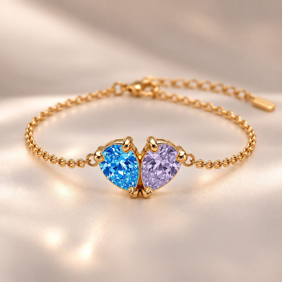 Demi Heart Bracelet - Gold Finish